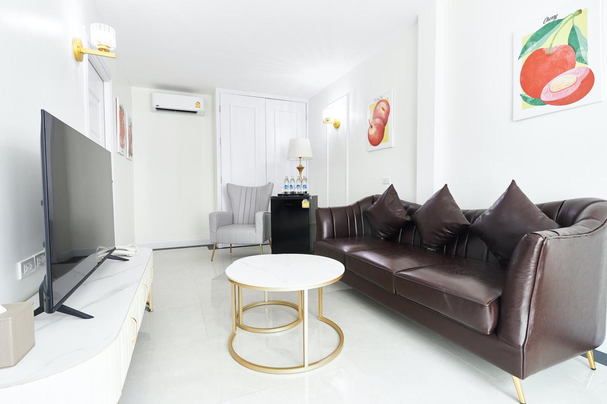 Rose Apple Hotel Бангкок Экстерьер фото