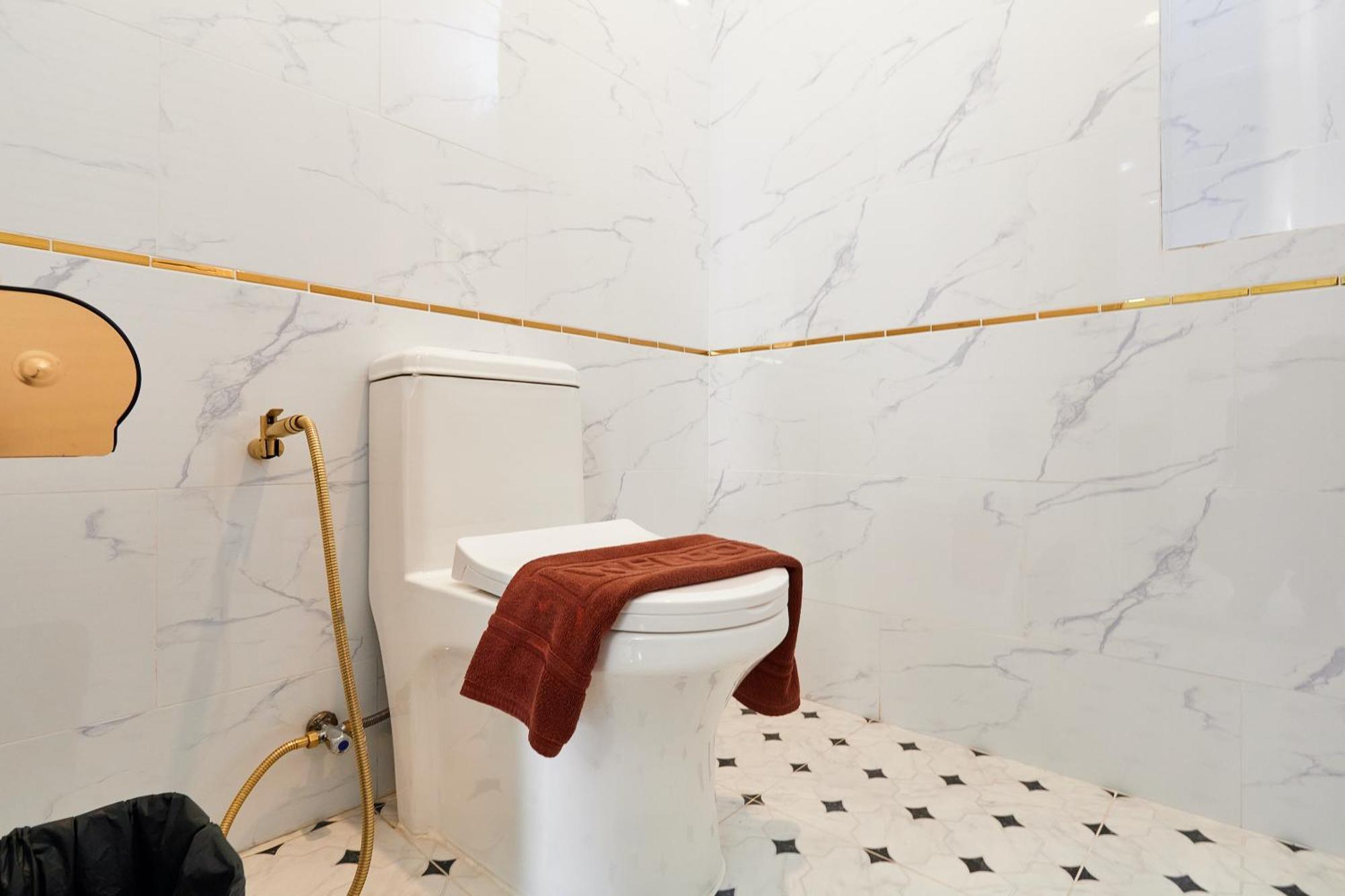 Rose Apple Hotel Бангкок Экстерьер фото
