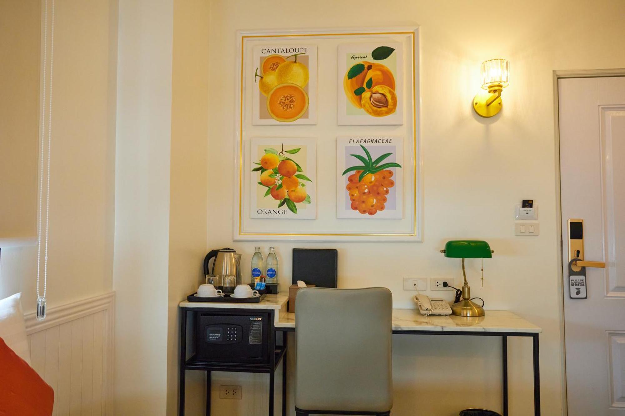 Rose Apple Hotel Бангкок Экстерьер фото